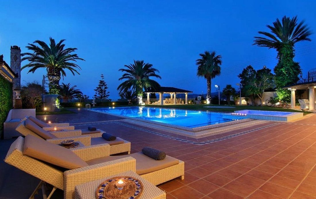Villa in Kalyvia Thorikou, Attica, Greece 3 - 10600053