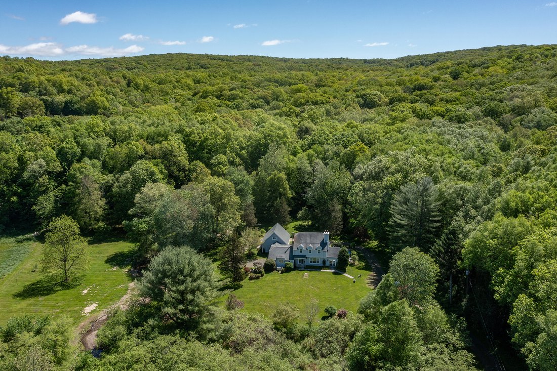 House in Roxbury, Connecticut, United States 1 - 15680010