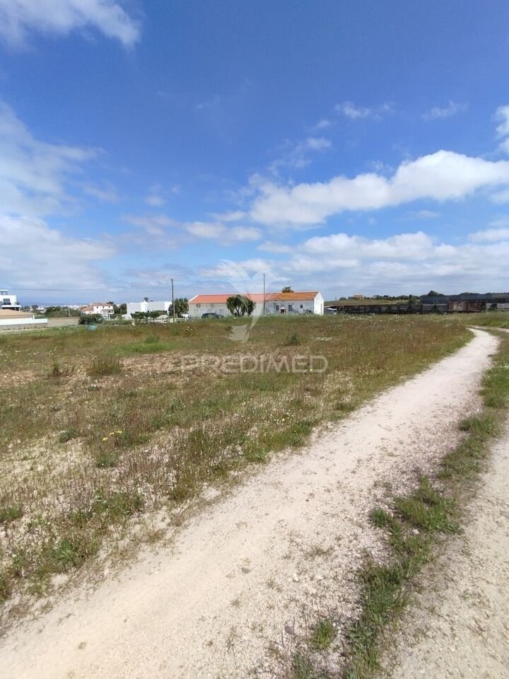 Land for sale in Alcochete, Portugal — €699,000