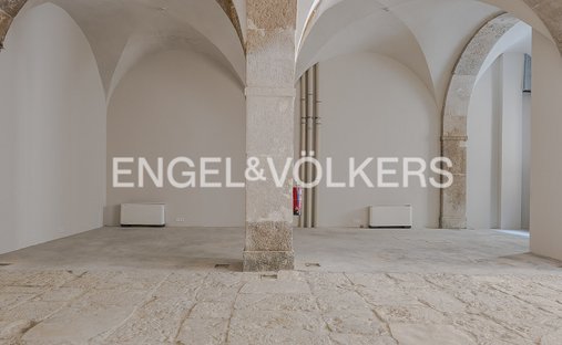 Santa Maria Maior, Lisbon, Portugal 1