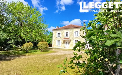 House in Bourg Neuf, Mont-de-Marsan, France 1