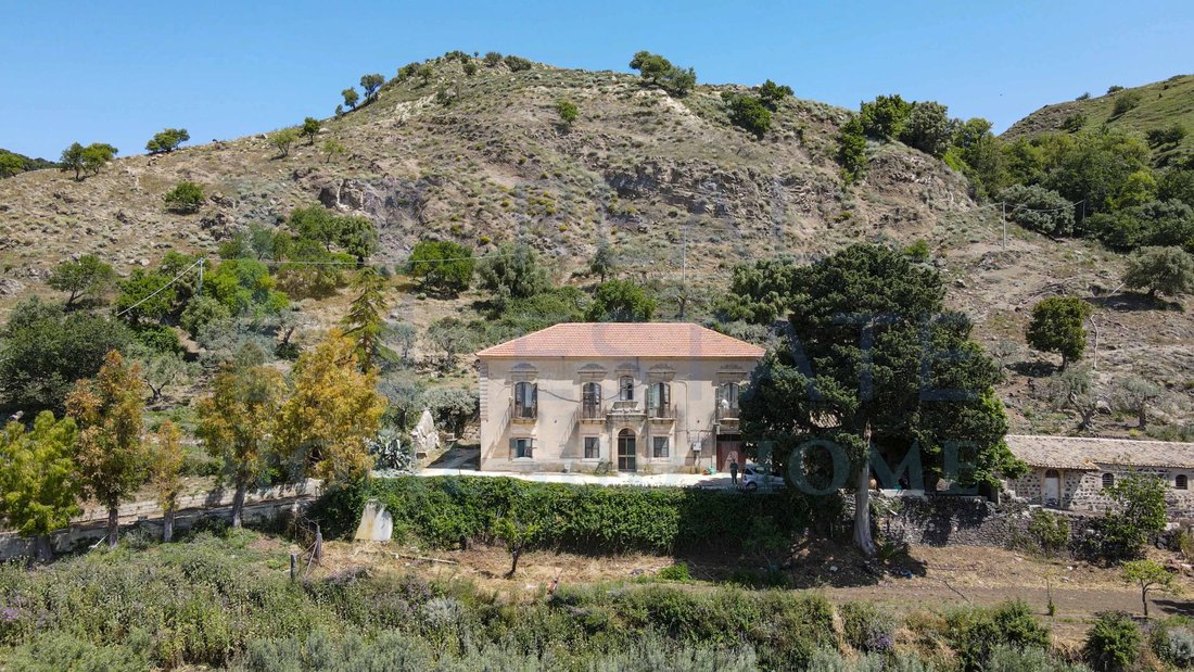 Villa in Giarratana, Sicily, Italy 2 - 15679552