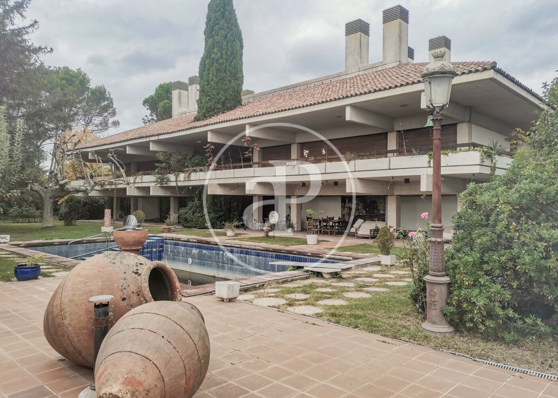 Villa in San Sebastián de los Reyes, Comunidad de Madrid, Spain 1 - 15683247