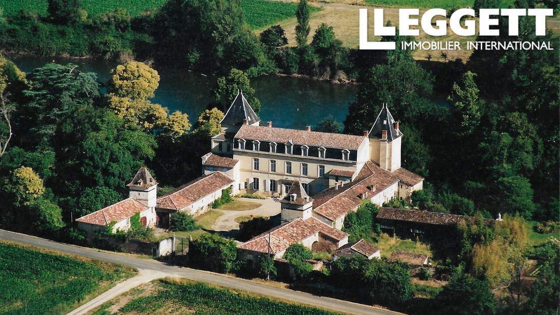 Whispers of the Garonne: An 18th-Century Château’s Timeless Embrace