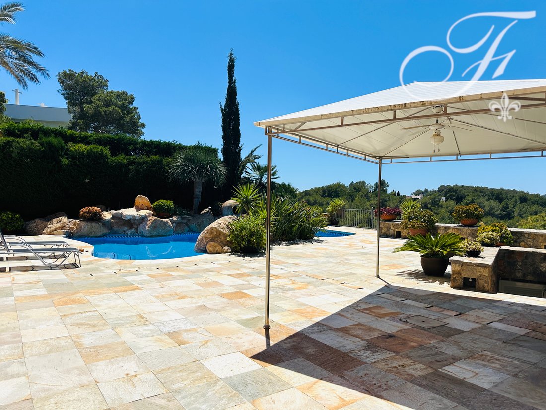 Chalet in Roca Llisa, Santa Eularia des Riu, Balearic Islands 5 - 15358117
