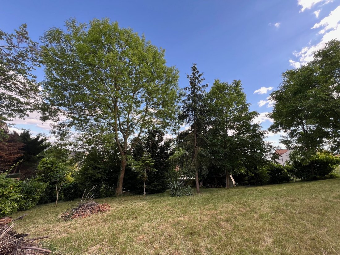 Land in Village Doumer, Carrieres-sur-Seine, France 4 - 12841010