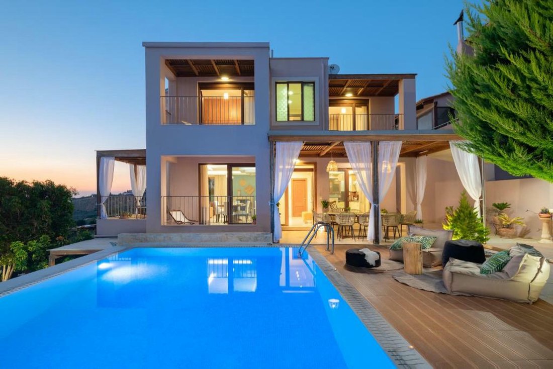 Villa in Milopotamos, Greece 2 - 15679372