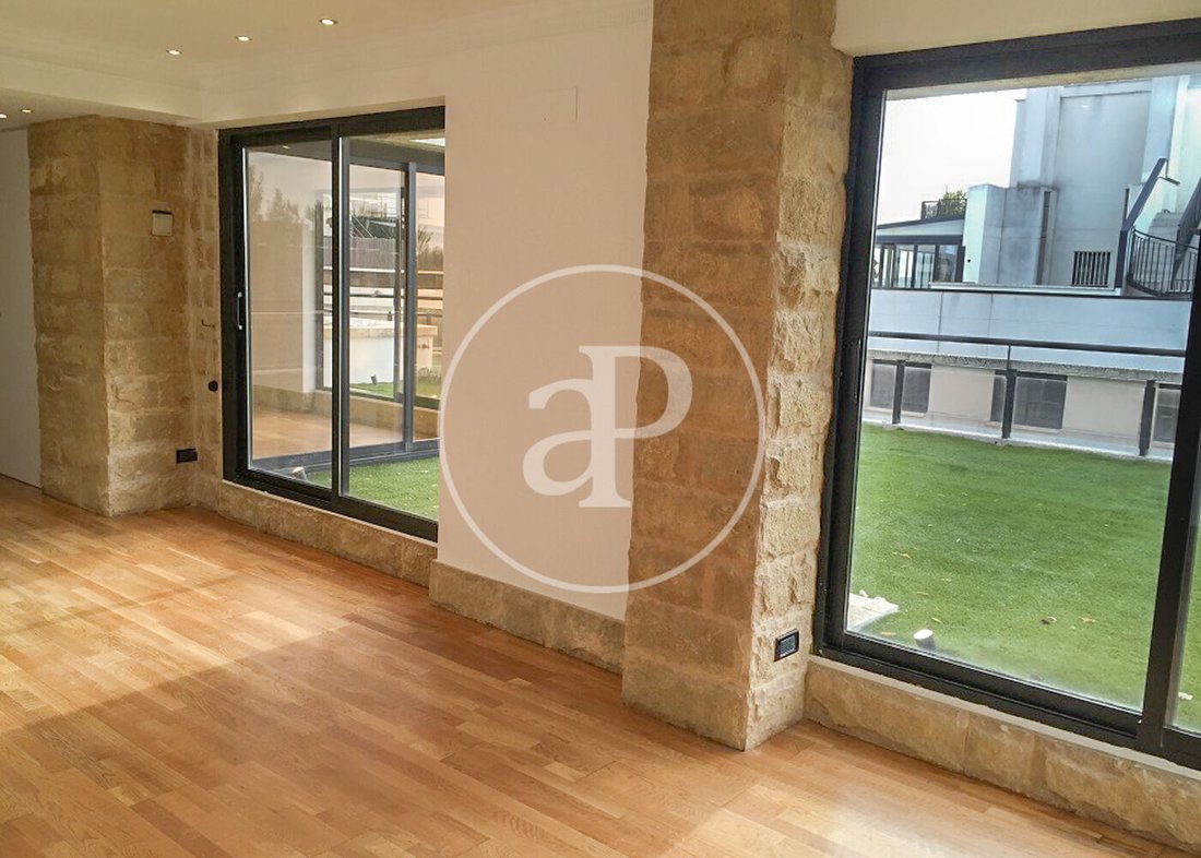 Penthouse in Moncloa-Aravaca, Madrid, Spain 3 - 15683222