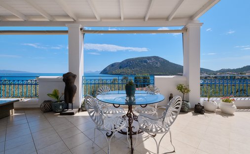 Villa in Koinotita Portoxeliou, Kranidi, Greece 1
