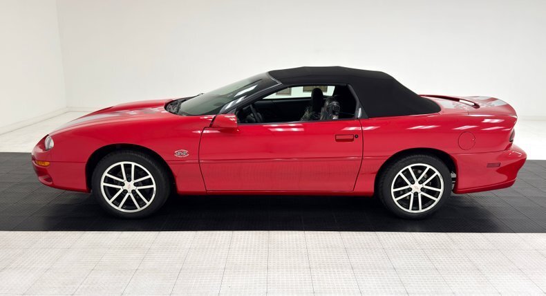 Cabriolet in Morgantown, United States 3 - 13482808