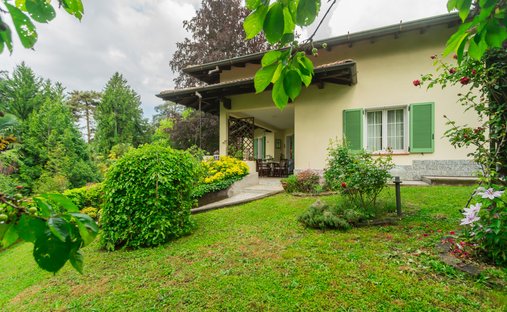 Villa in Varese, Lombardy, Italy 1