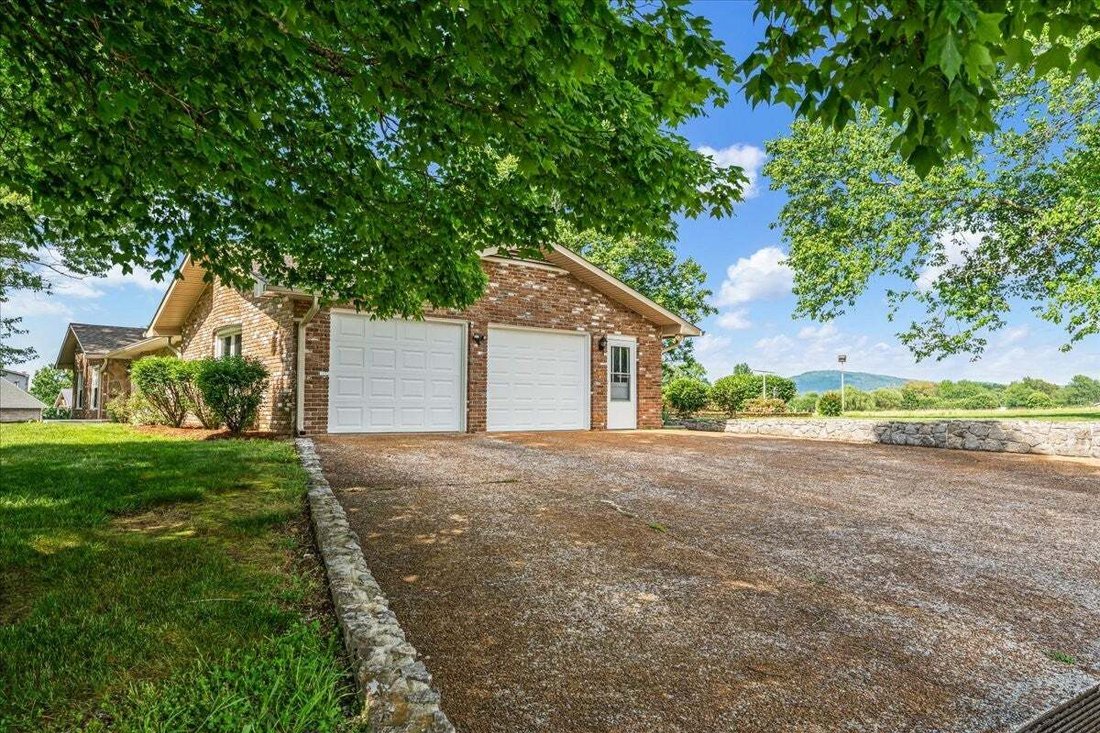 House in Hillsboro, Tennessee, United States 4 - 15679877