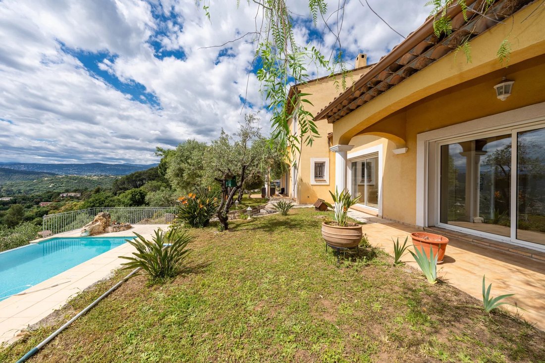 Villa in Les Aspres-Plan Sarrain, Mouans-Sartoux, France 5 - 15688158