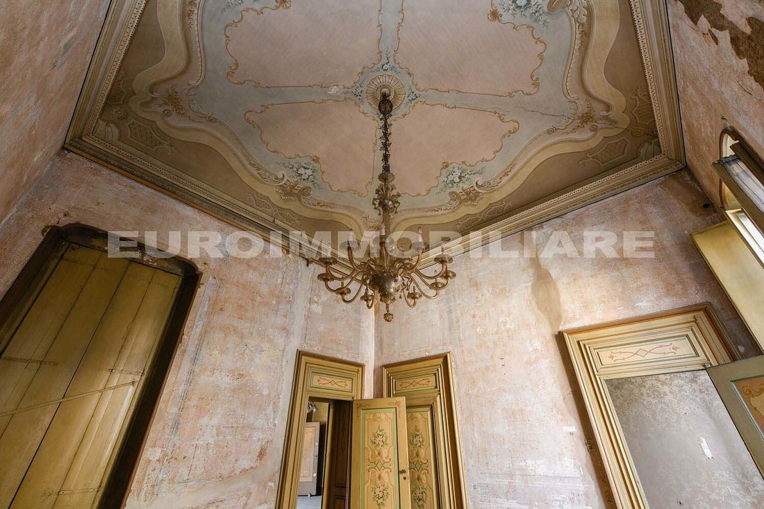 Estate in Historic Center, Brescia, Lombardy 5 - 15688096
