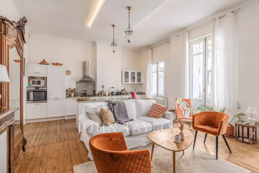 Apartment in Grand Parc-Chartrons-Paul Doumer, Bordeaux, France 1 - 15688163