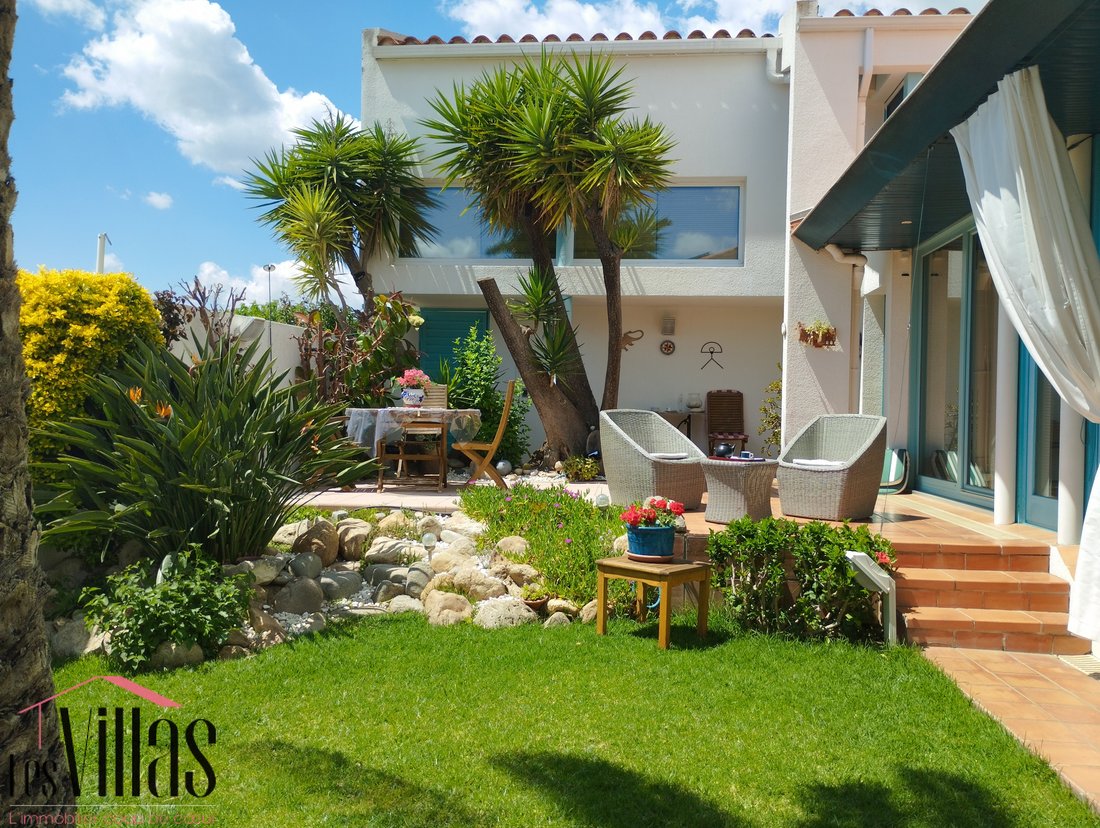 Villa in Canohès, Occitania, France 4 - 15688140