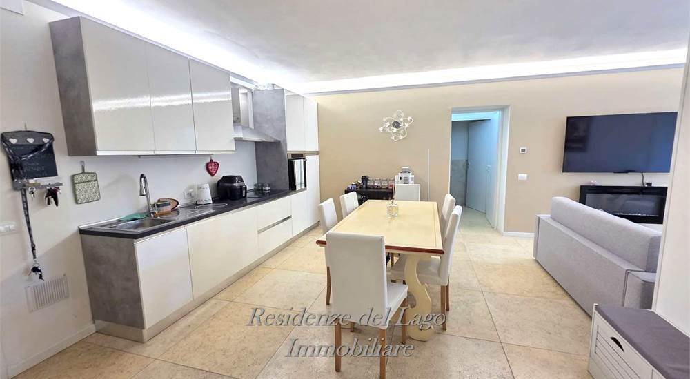 Apartment in Historic Center, Desenzano del Garda, Lombardy 4 - 15688090