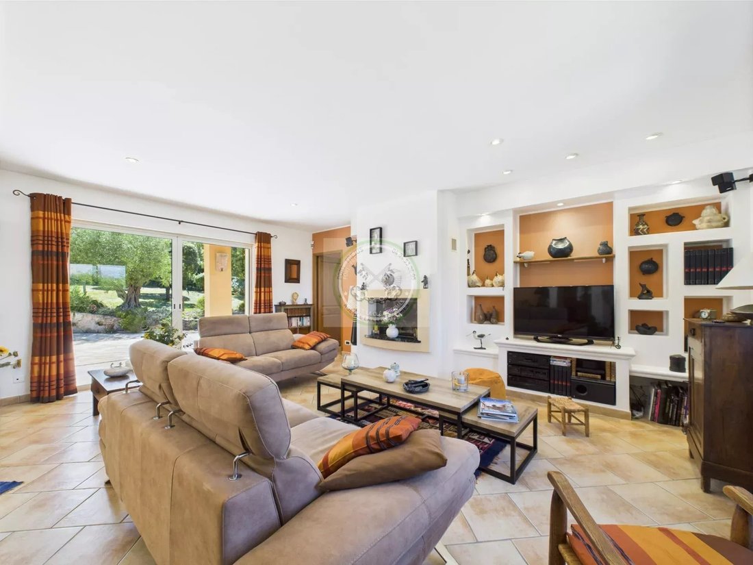 Villa in Ouest, Lorgues, France 5 - 15688230