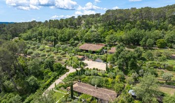 Estate in Fayence, Provence-Alpes-Côte d'Azur, France 1