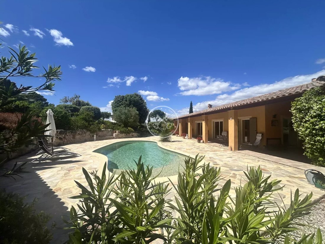 Villa in Ouest, Lorgues, France 3 - 15688230