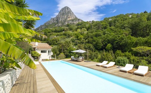 Villa a Plan di Noves, Venza, Francia 1