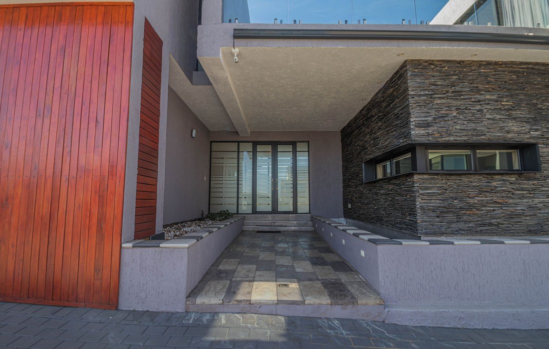 Country House in Sunderland Ridge AH, Gauteng, South Africa 5 - 15689495