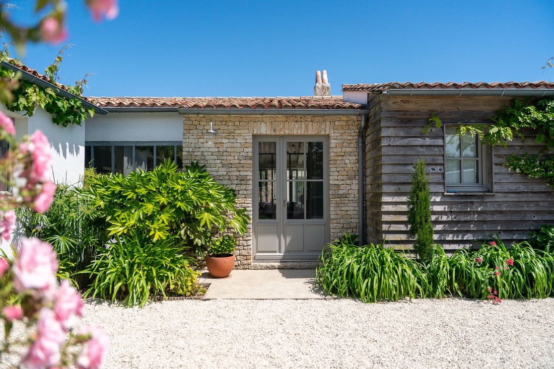 House in Loix, Nouvelle-Aquitaine, France 2 - 15631254