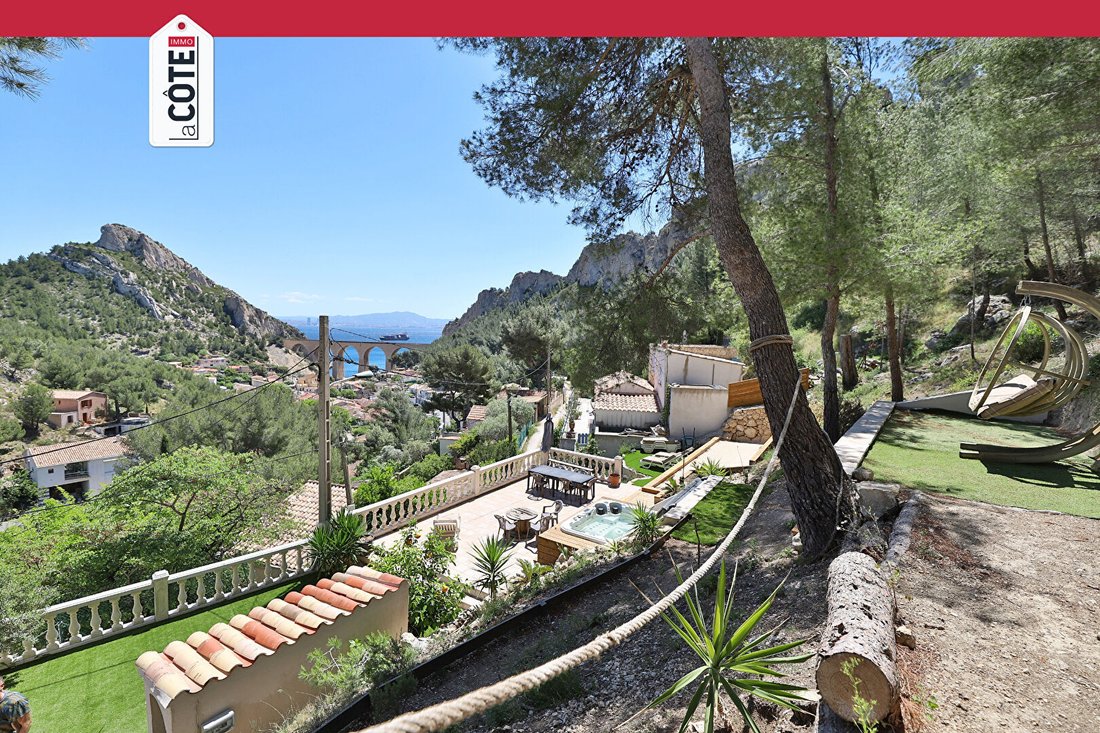 Villa in Le Rove, Provence-Alpes-Côte d'Azur, France 2 - 15691859
