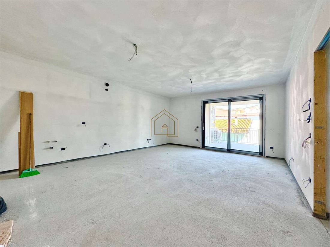 Apartment in Desenzano Centro, Desenzano del Garda, Lombardy 5 - 15690323
