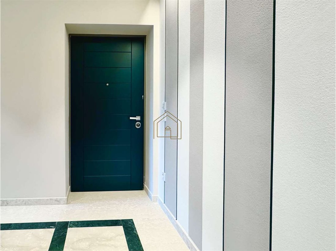 Apartment in Desenzano Centro, Desenzano del Garda, Lombardy 4 - 15690325