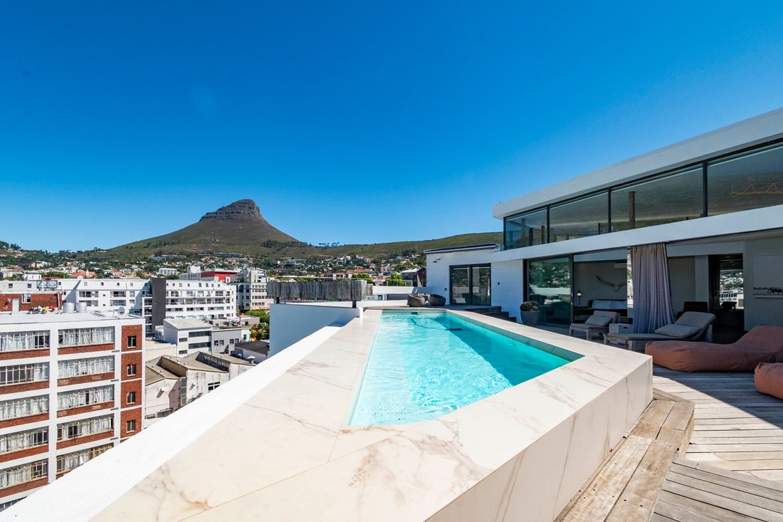 Apartment in Cape Town, Western Cape, South Africa 2 - 15691823
