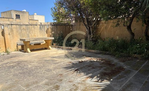 Bungalow in Gharb, Malta 1