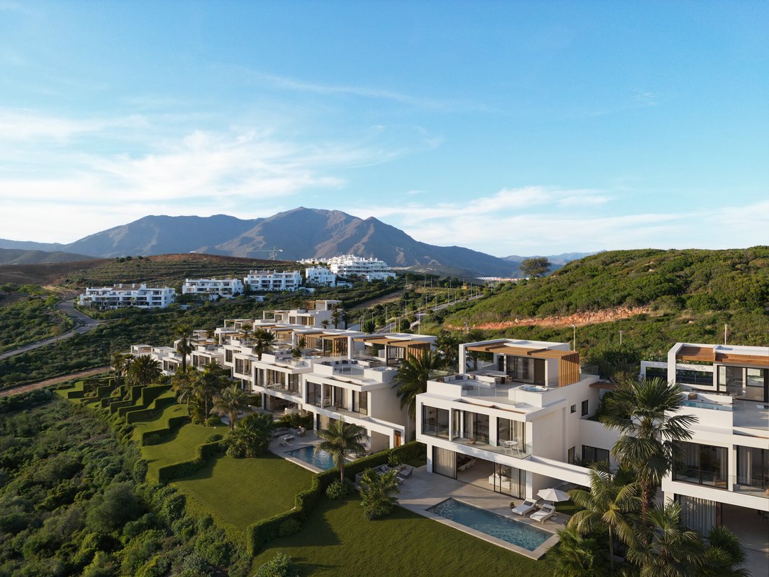 Villa in Estepona, Andalusia, Spain 2 - 15691151