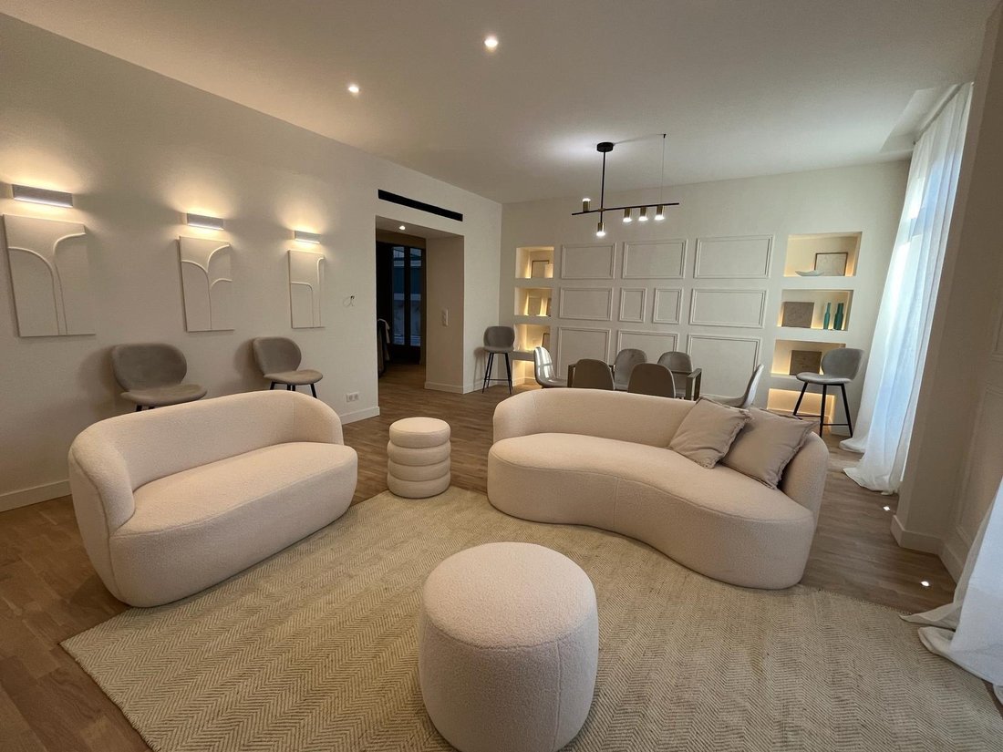 Wohnung in Nizza, Provence-Alpes-Côte d'Azur, Frankreich 1 - 15690032