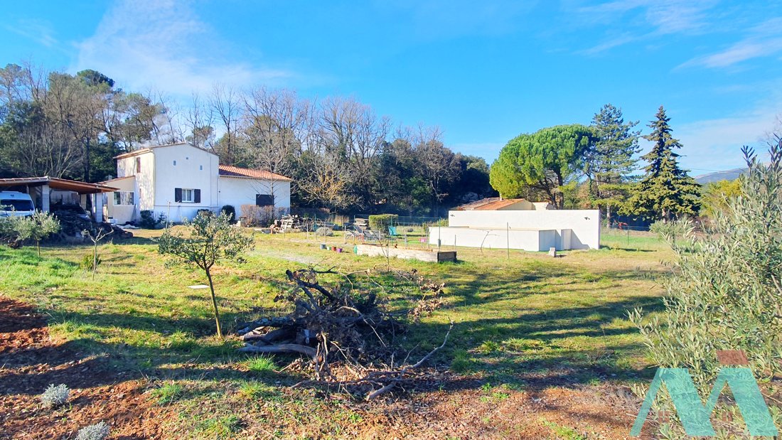 House in Signes, Provence-Alpes-Côte d'Azur, France 3 - 15690181