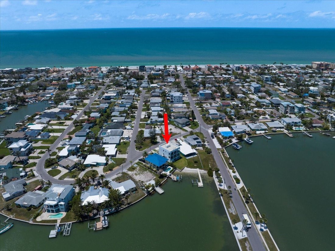 House in Madeira Beach, Florida, United States 5 - 15690366
