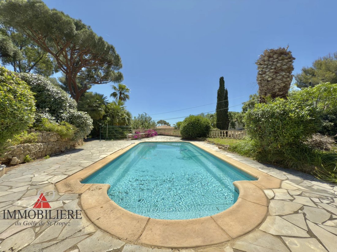 Villa in Nartelle-Noyer-Bellevue-bd des Sardinaux, Sainte-Maxime, France 3 - 15689055