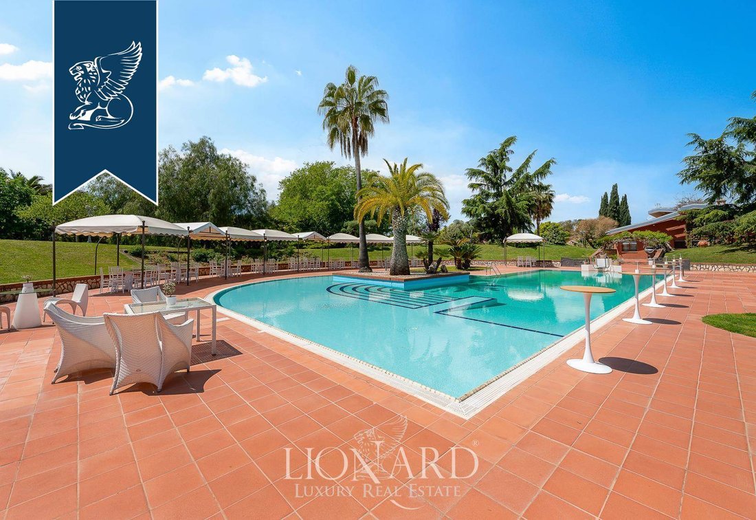 Villa in New Latina-Nascosa, Latina, Italy 4 - 15690862