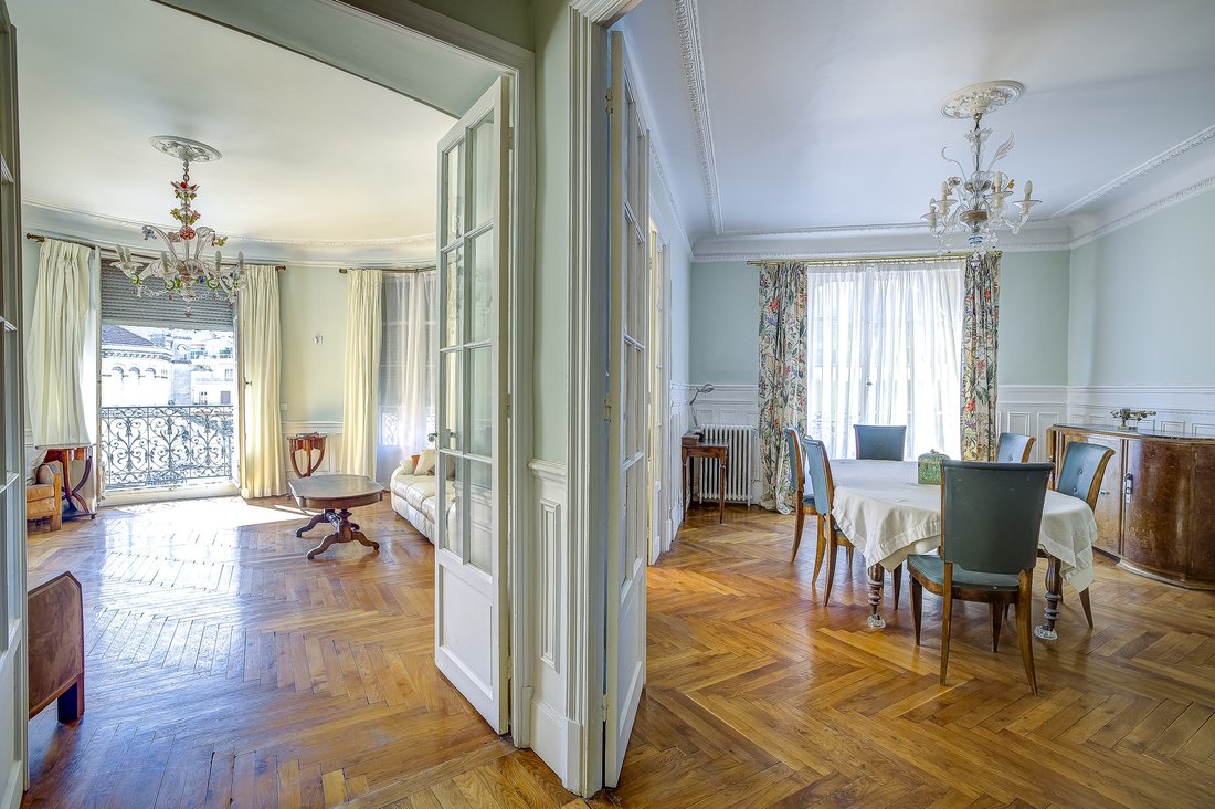 Wohnung in Nizza, Provence-Alpes-Côte d'Azur, Frankreich 1 - 15690156