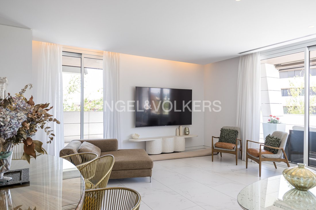 Apartment in Pozuelo de Alarcon, Comunidad de Madrid, Spain 5 - 15690481