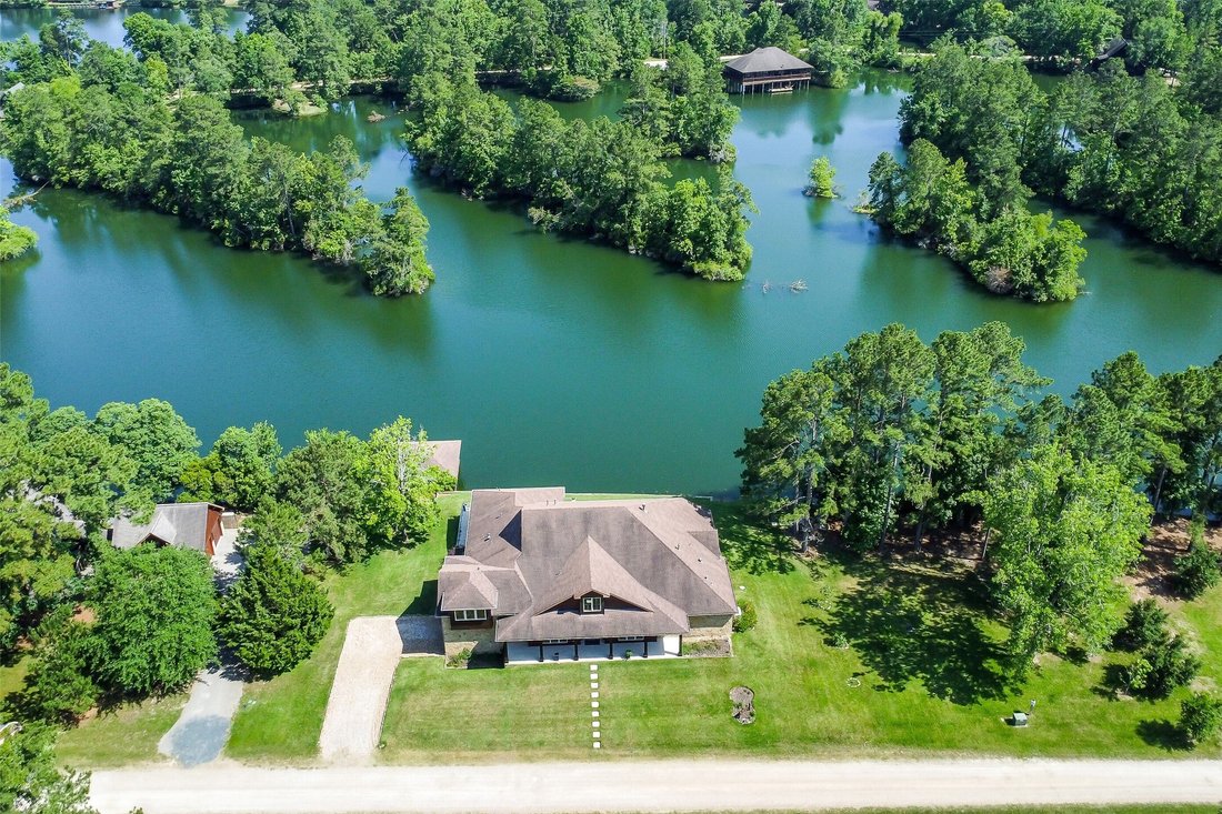 House in Cleveland, Texas, United States 2 - 15690746