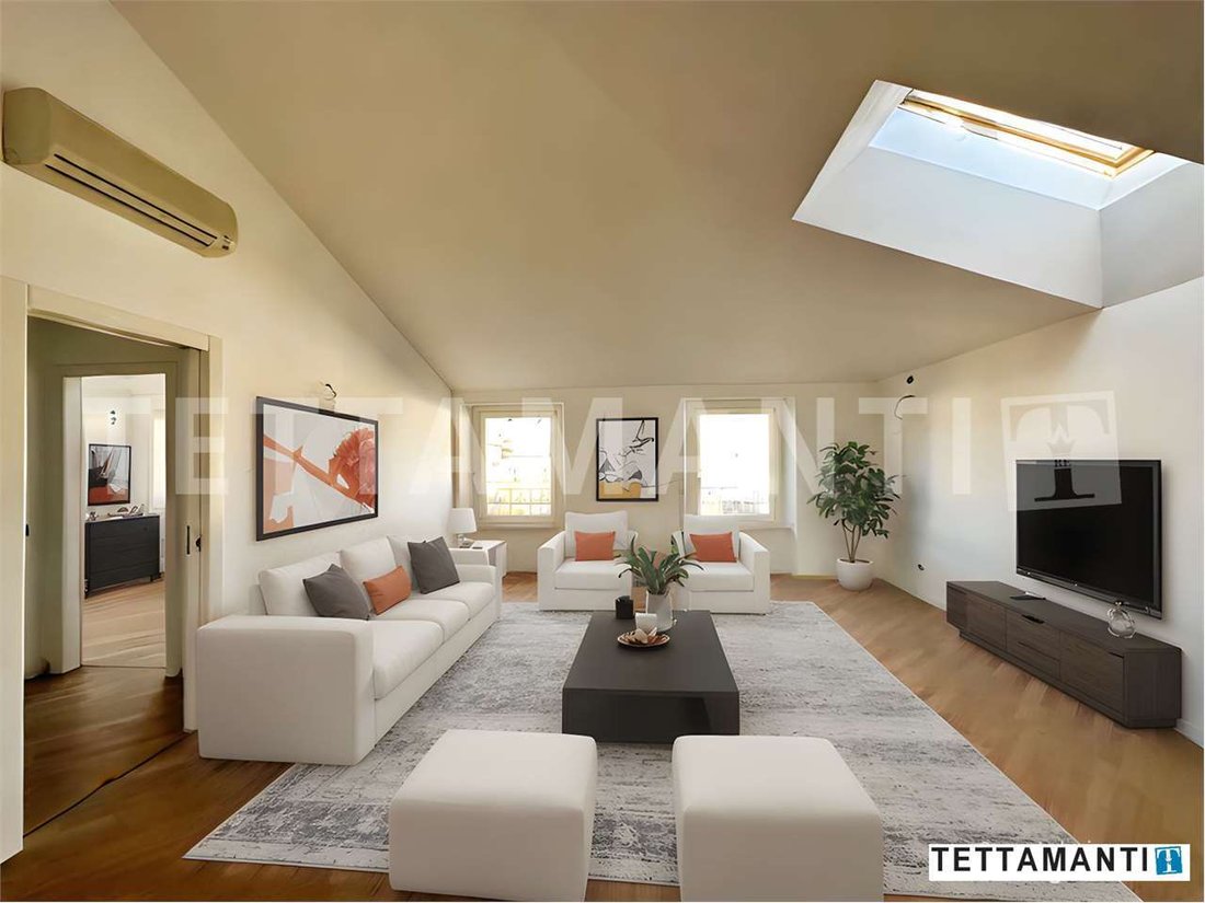 Apartment in Historic Center, Como, Lombardy 1 - 13629019