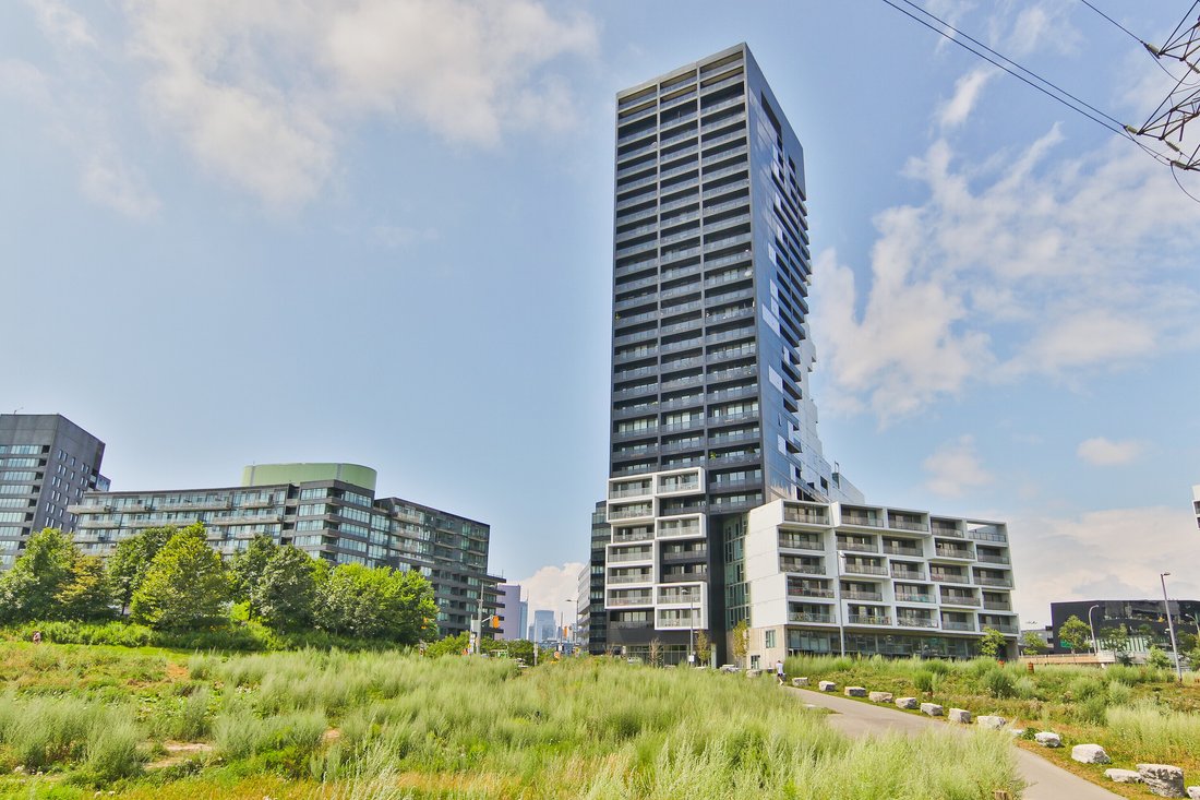 Condo in Toronto, Ontario, Canada 2 - 15690776