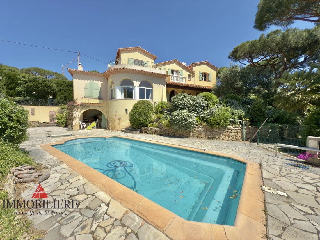 Villa in Nartelle-Noyer-Bellevue-bd des Sardinaux, Sainte-Maxime, France 2 - 15689055