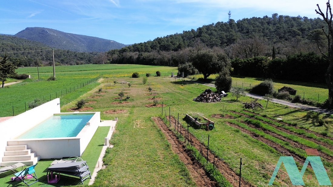 House in Signes, Provence-Alpes-Côte d'Azur, France 2 - 15690181