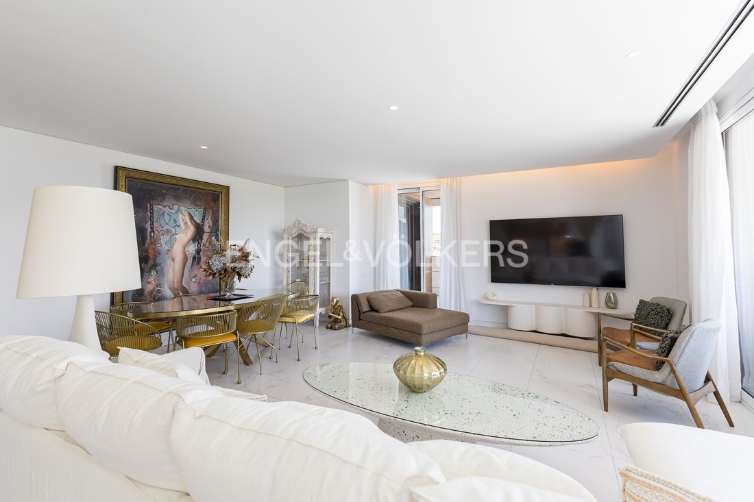 Apartment in Pozuelo de Alarcon, Comunidad de Madrid, Spain 1 - 15690481