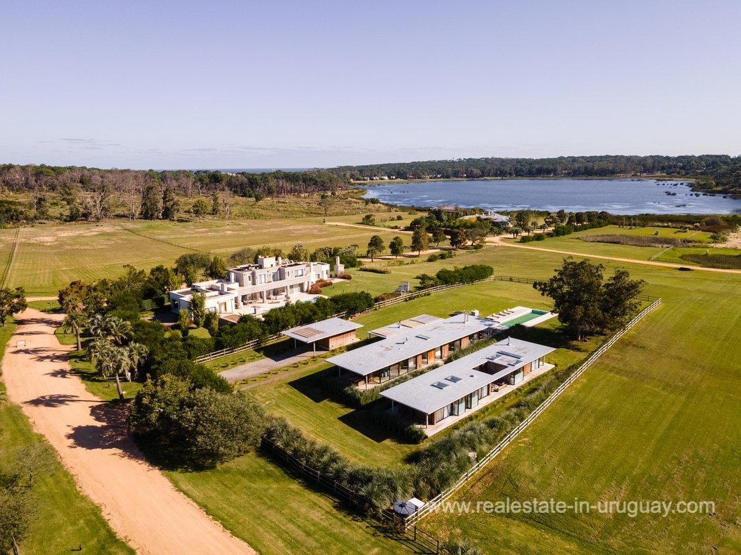 Estate in Manantiales, Maldonado Department, Uruguay 4 - 15688960