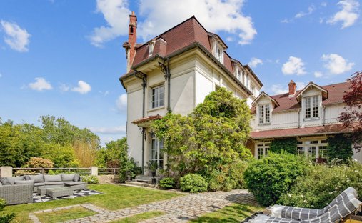 House in Orgeval, Ile-de-France, France 1
