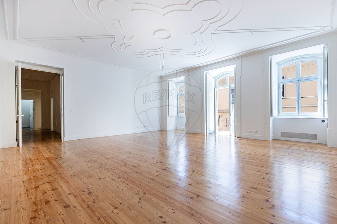 Apartment in Estrela, Lisbon, Portugal 2 - 15692082