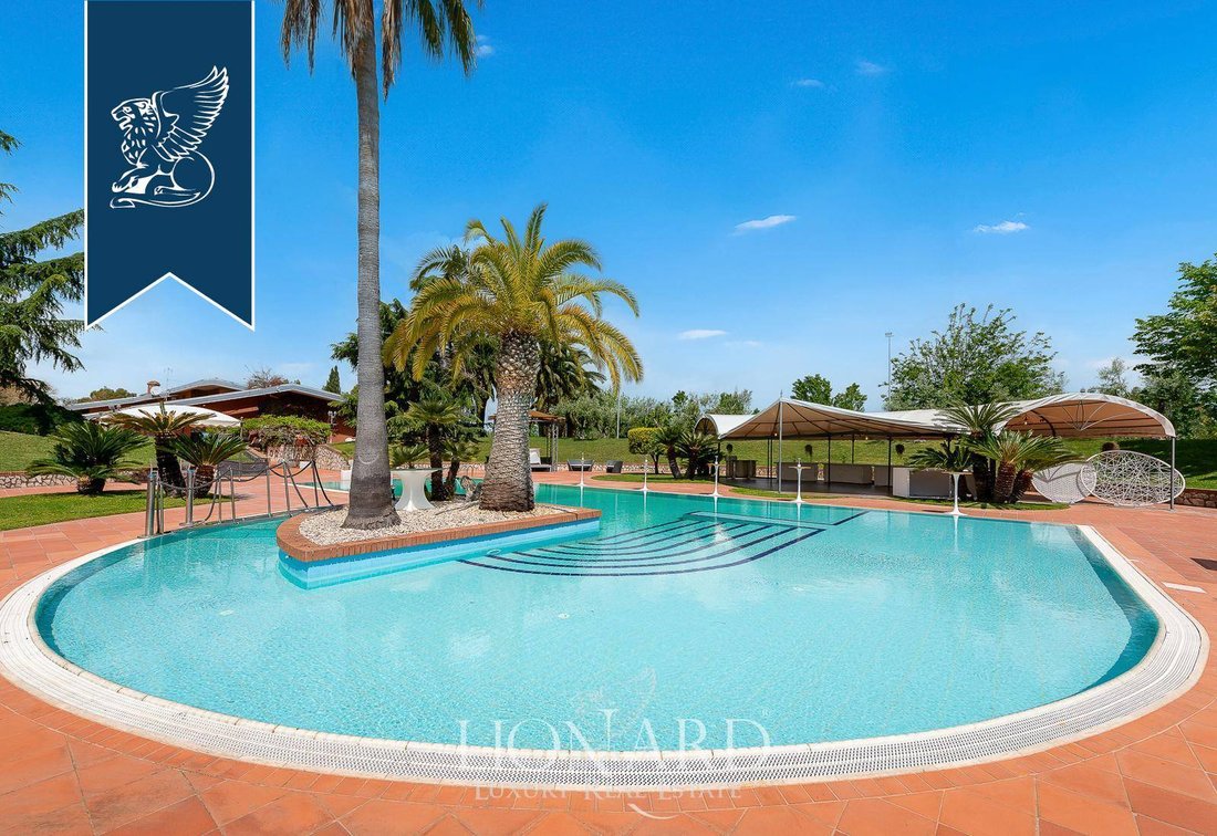 Villa in New Latina-Nascosa, Latina, Italy 5 - 15690862